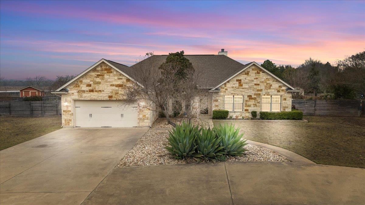 106 Spring Meadow Bastrop TX 78602