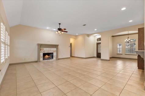 106 Spring Meadow Bastrop TX 78602
