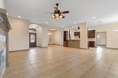 106 Spring Meadow Bastrop TX 78602
