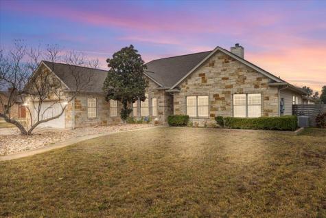 106 Spring Meadow Bastrop TX 78602