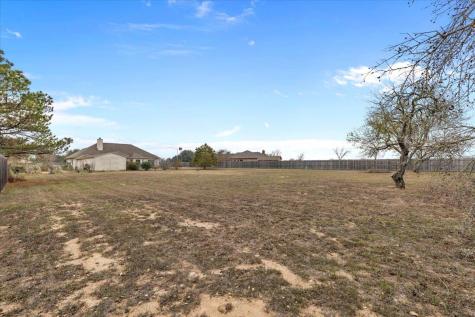 106 Spring Meadow Bastrop TX 78602