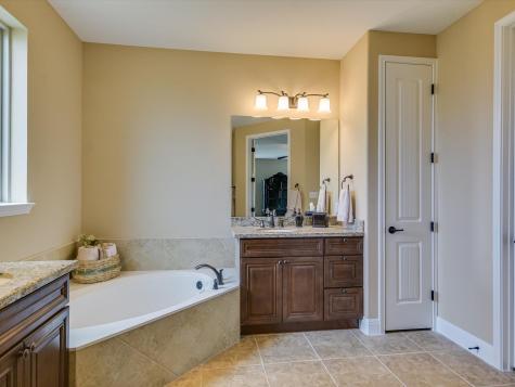 12400 Lostwood Circle Austin TX 78748