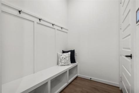 8908 Looksee Lane Austin TX 78744