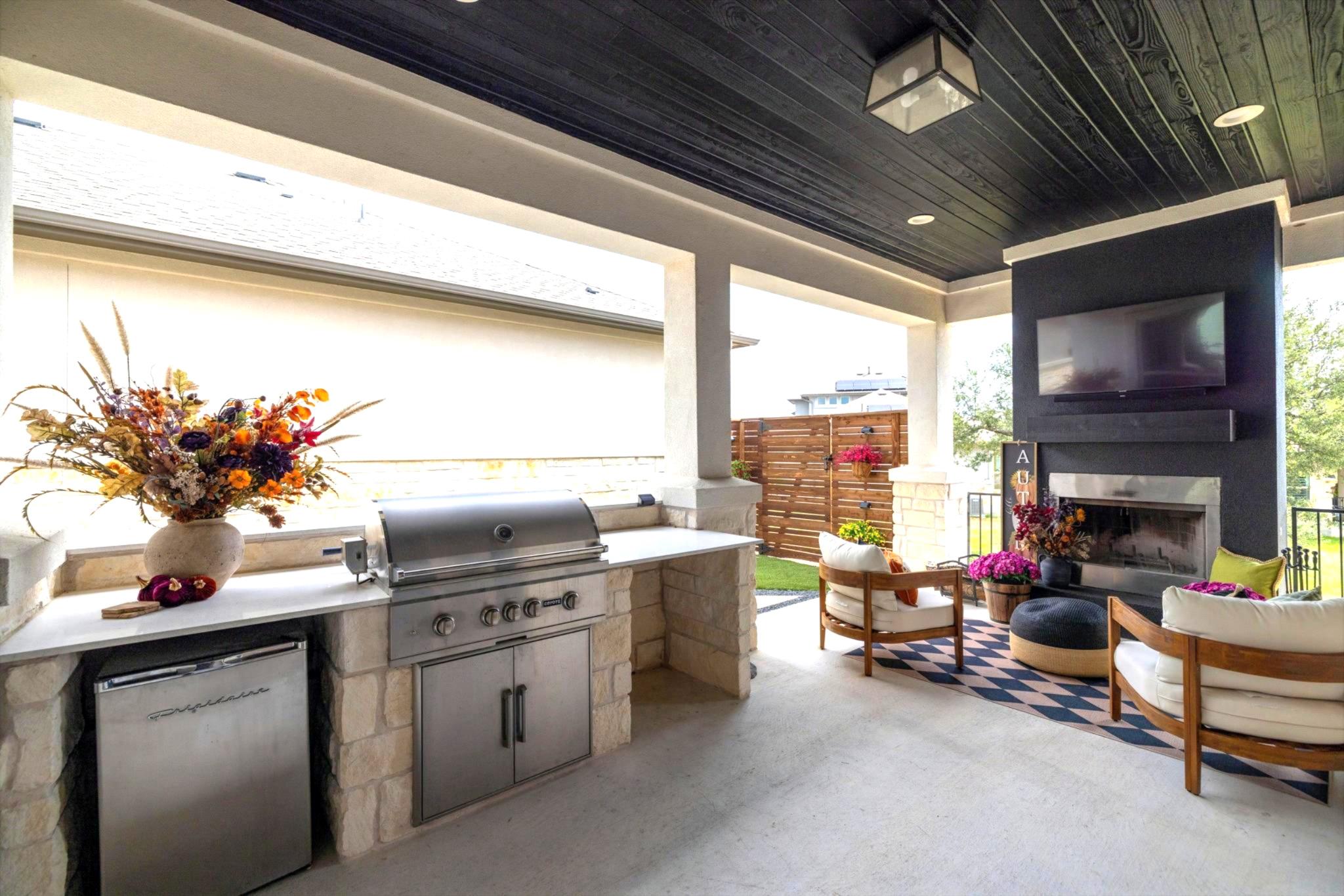 925 Indian Hawthorne Drive Georgetown TX 78628
