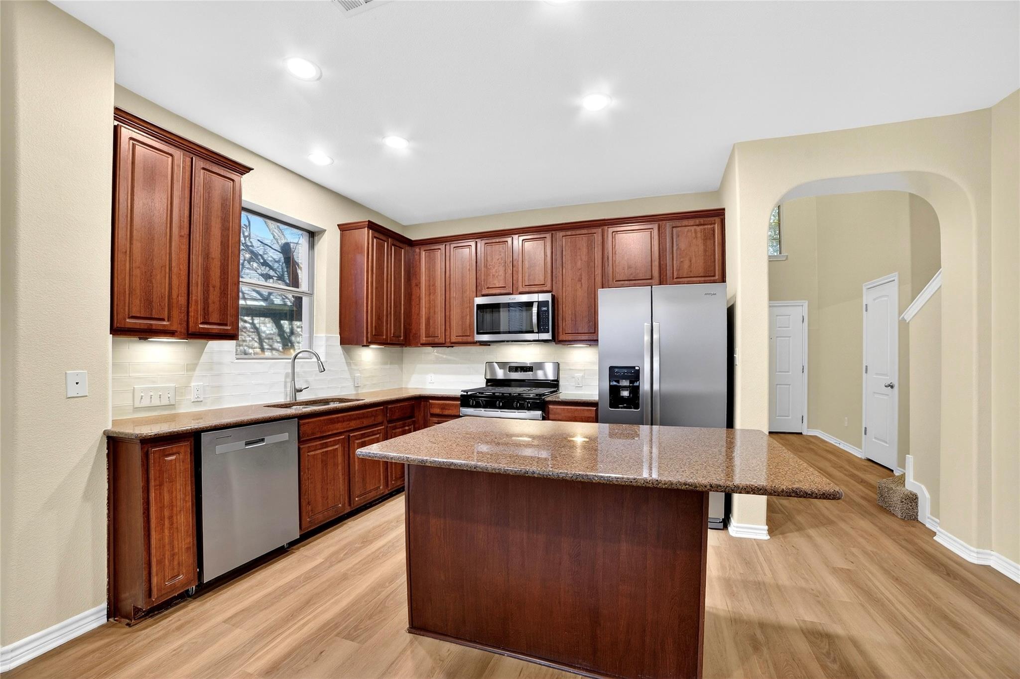 1090 Sussex Way Round Rock TX 78665