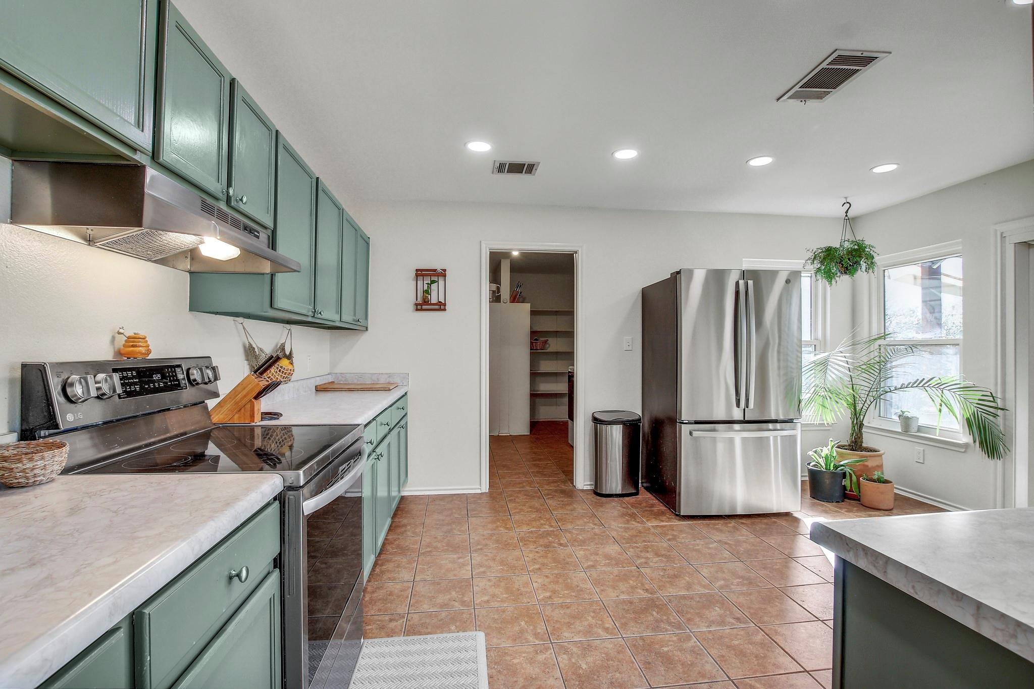 1317 Bradbury Lane Austin TX 78753
