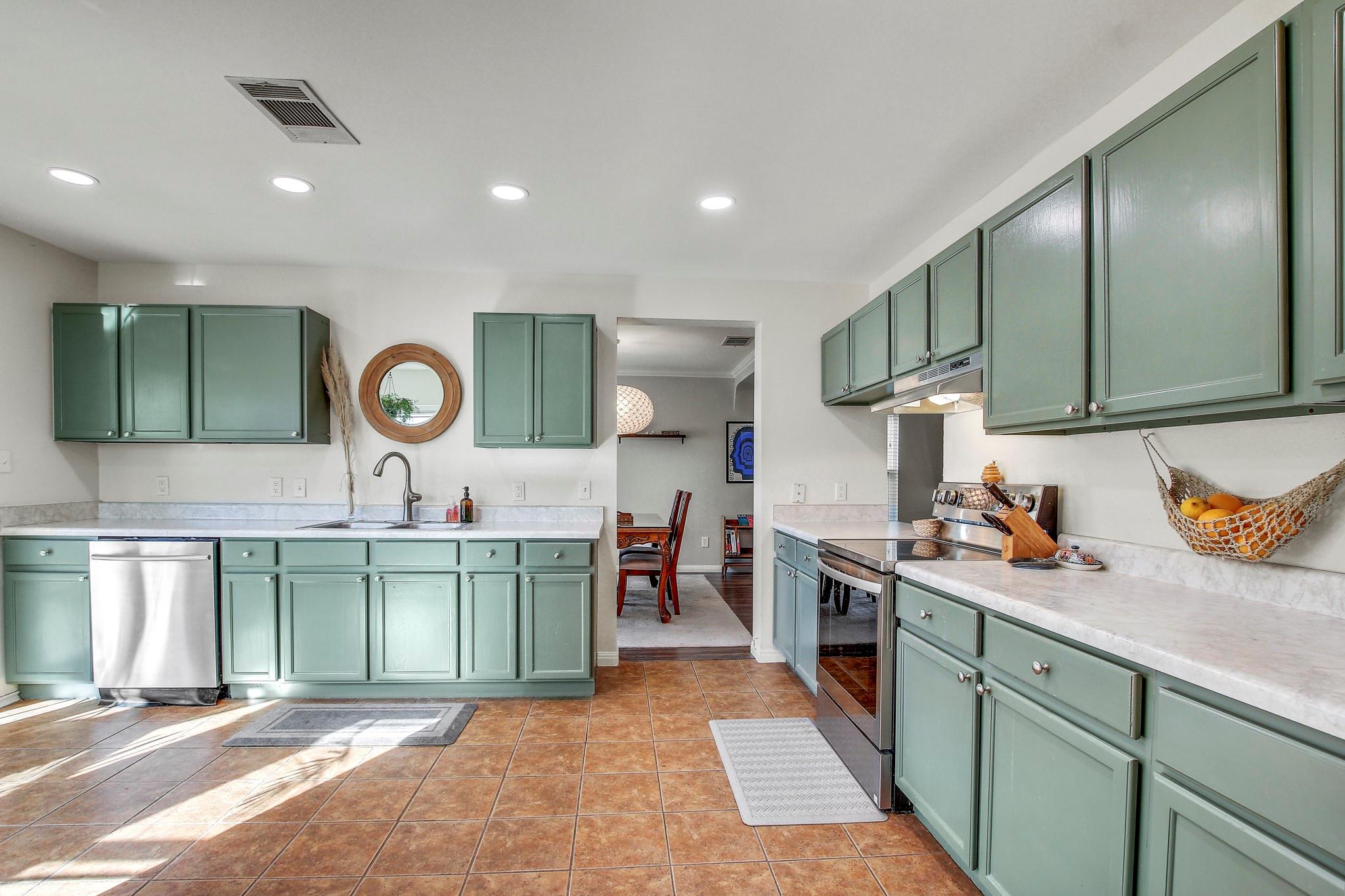 1317 Bradbury Lane Austin TX 78753