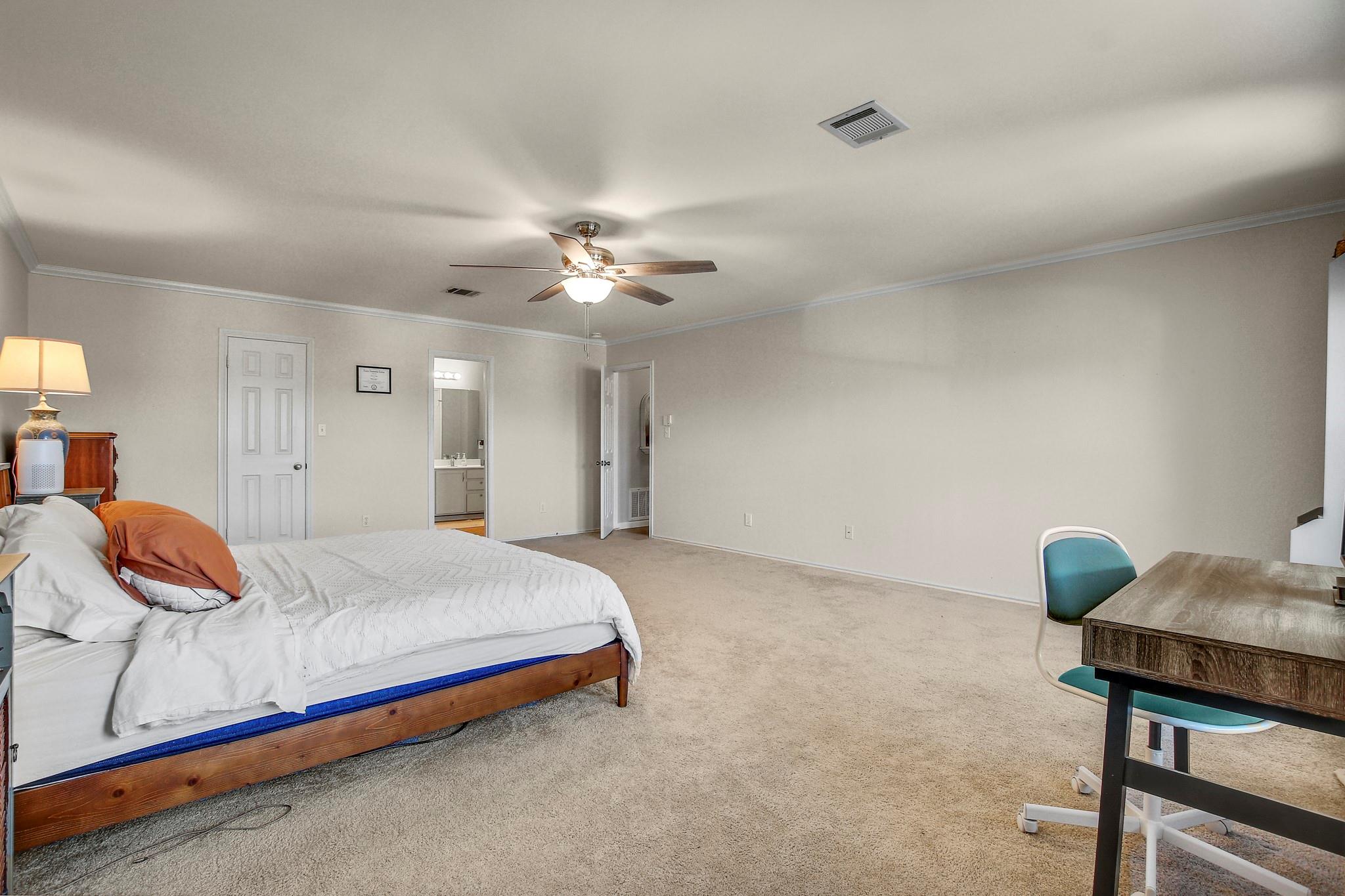 1317 Bradbury Lane Austin TX 78753