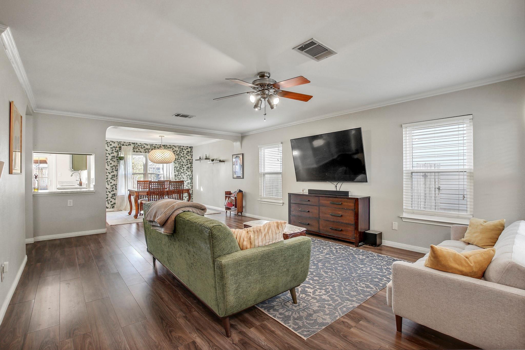 1317 Bradbury Lane Austin TX 78753