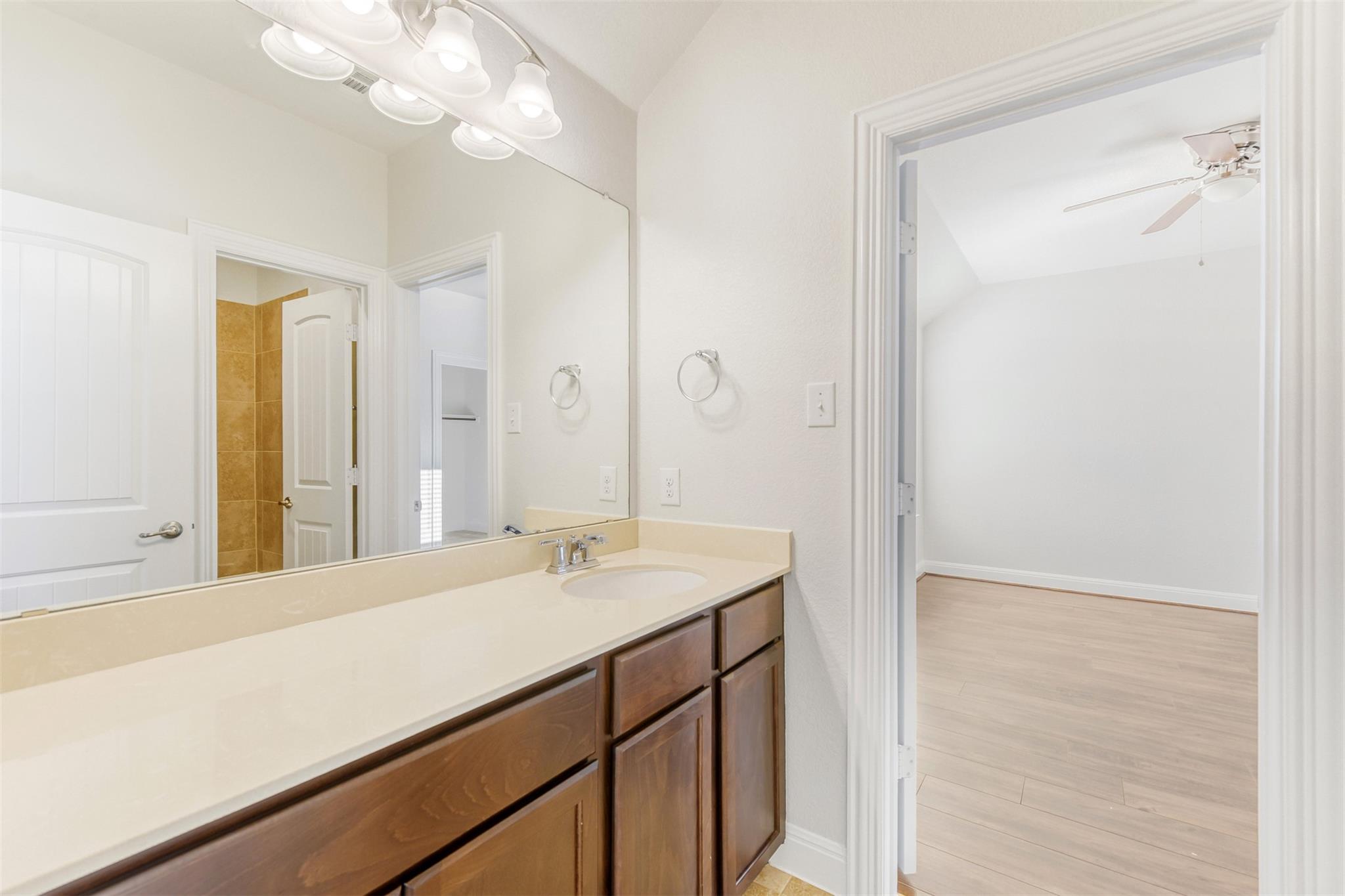 20528 Woodvine Avenue Pflugerville TX 78660