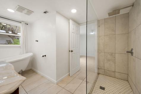 20904 Roundup Trail Lago Vista TX 78645