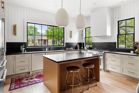 3001 Breeze Terrace Austin TX 78722