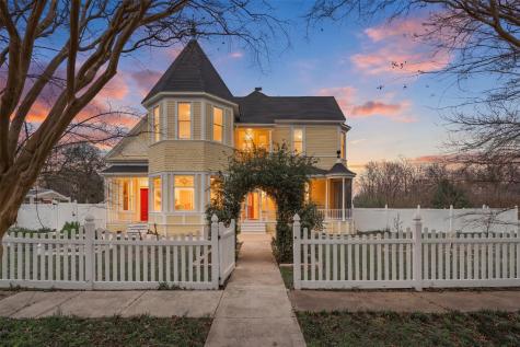 300 Estelle Rice Drive Moody TX 76557
