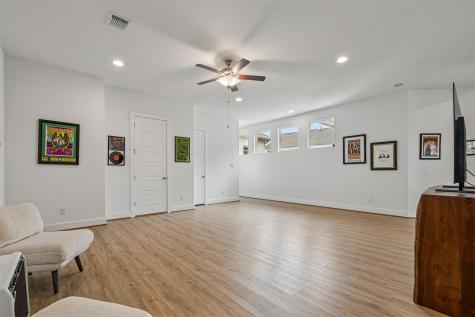 208 Great Lawn Bend Liberty Hill TX 78642