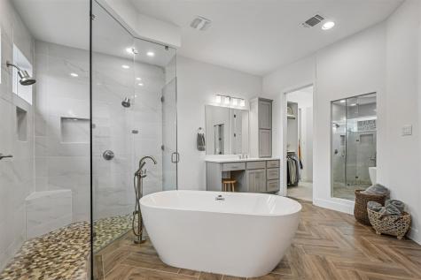 208 Great Lawn Bend Liberty Hill TX 78642