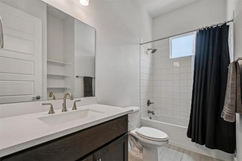 208 Great Lawn Bend Liberty Hill TX 78642