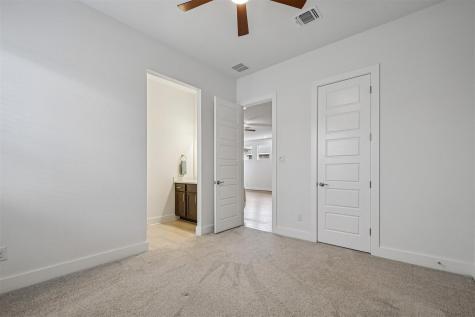 208 Great Lawn Bend Liberty Hill TX 78642