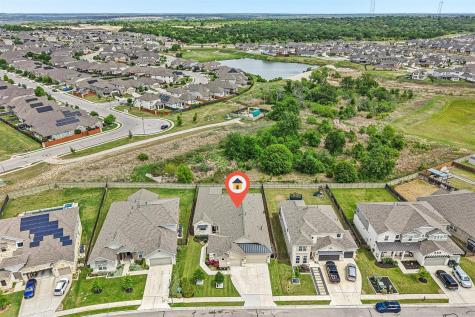 208 Great Lawn Bend Liberty Hill TX 78642