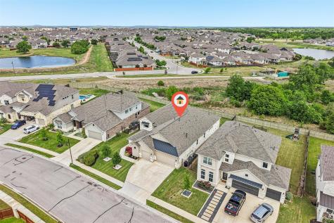 208 Great Lawn Bend Liberty Hill TX 78642