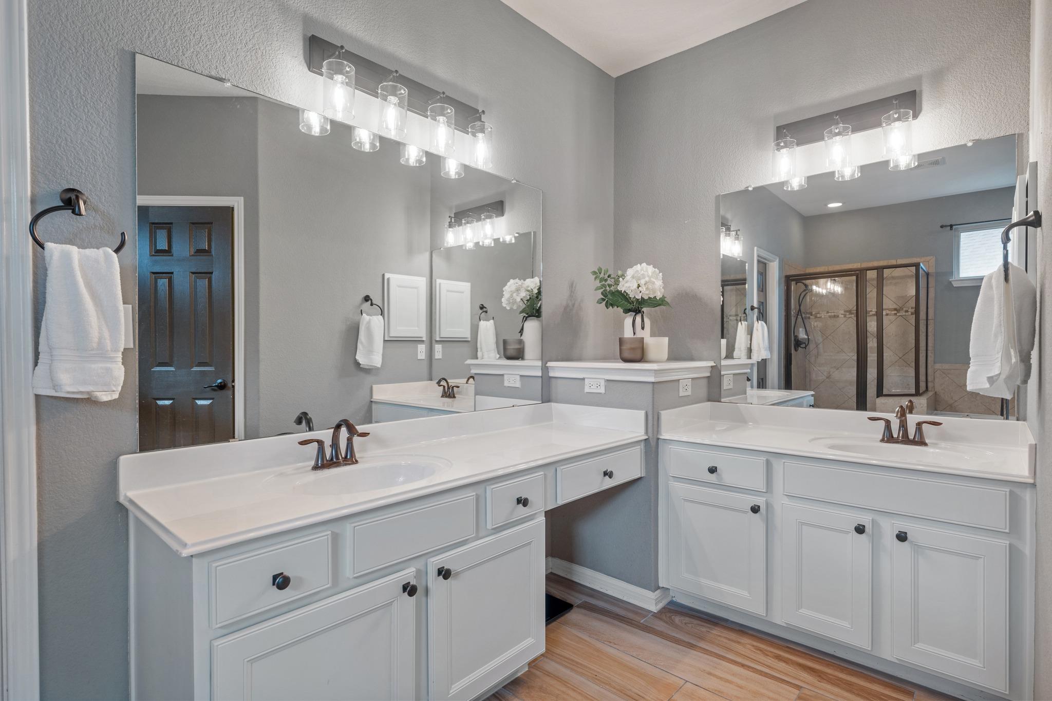 594 Ledge Stone Drive Austin TX 78737