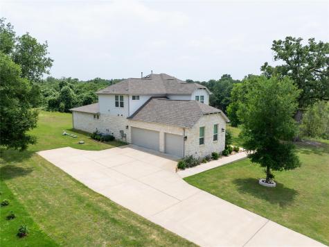 121 Black Talon Lane Cedar Creek TX 78612