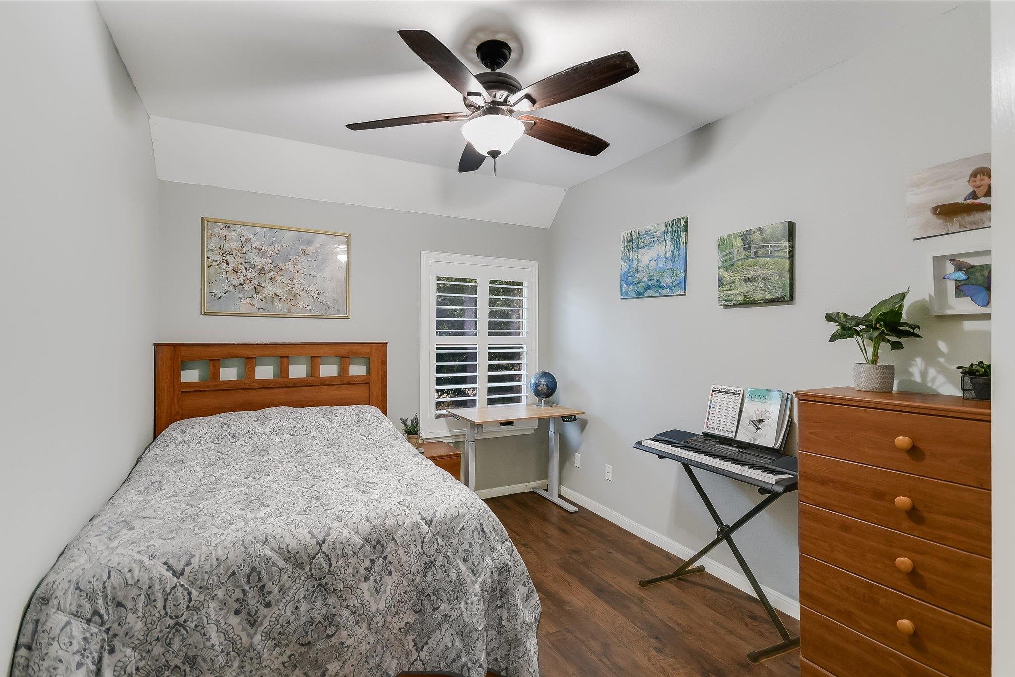 300 Wesley Ridge Drive Spicewood TX 78669