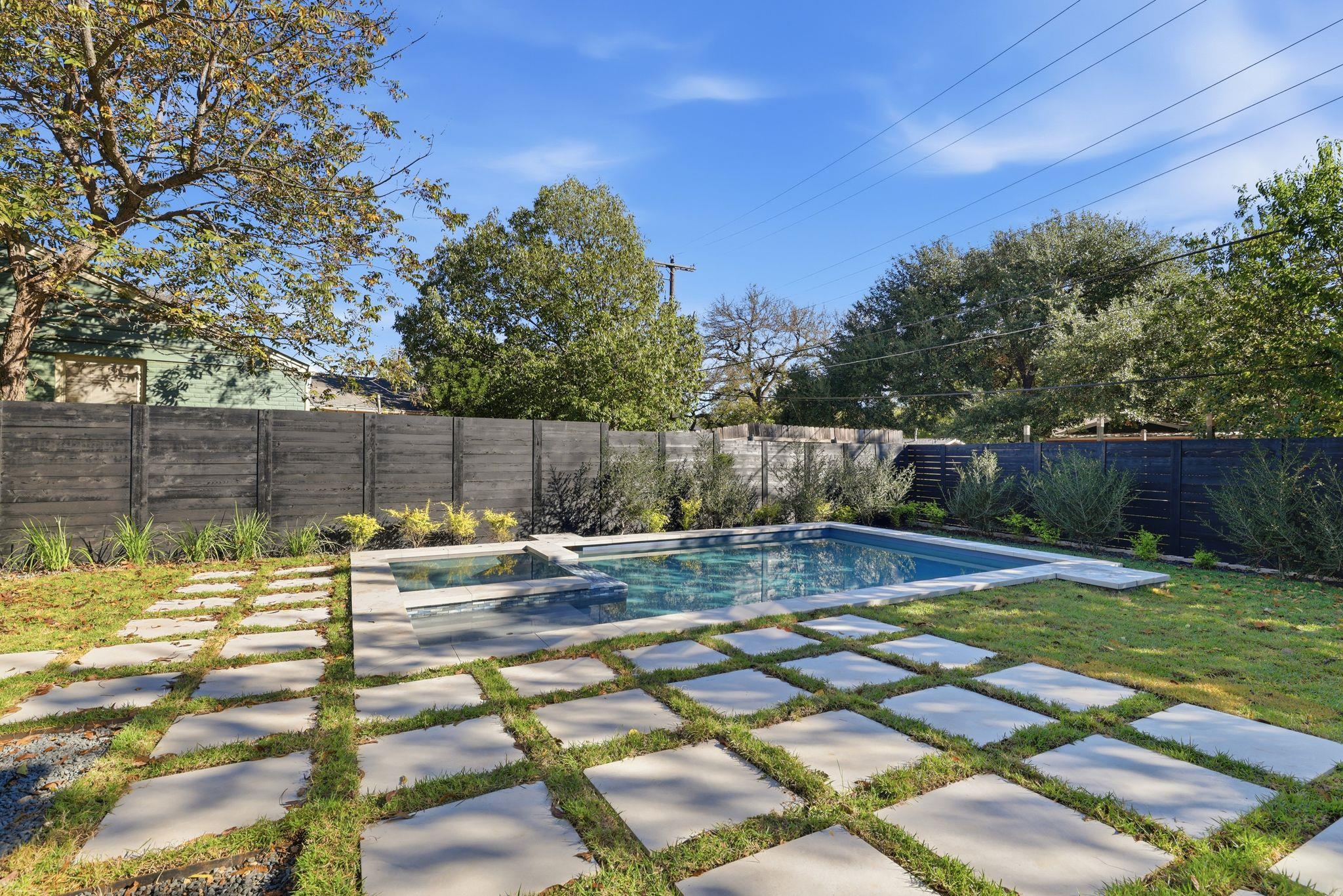 2803 Oak Park Drive Austin TX 78704