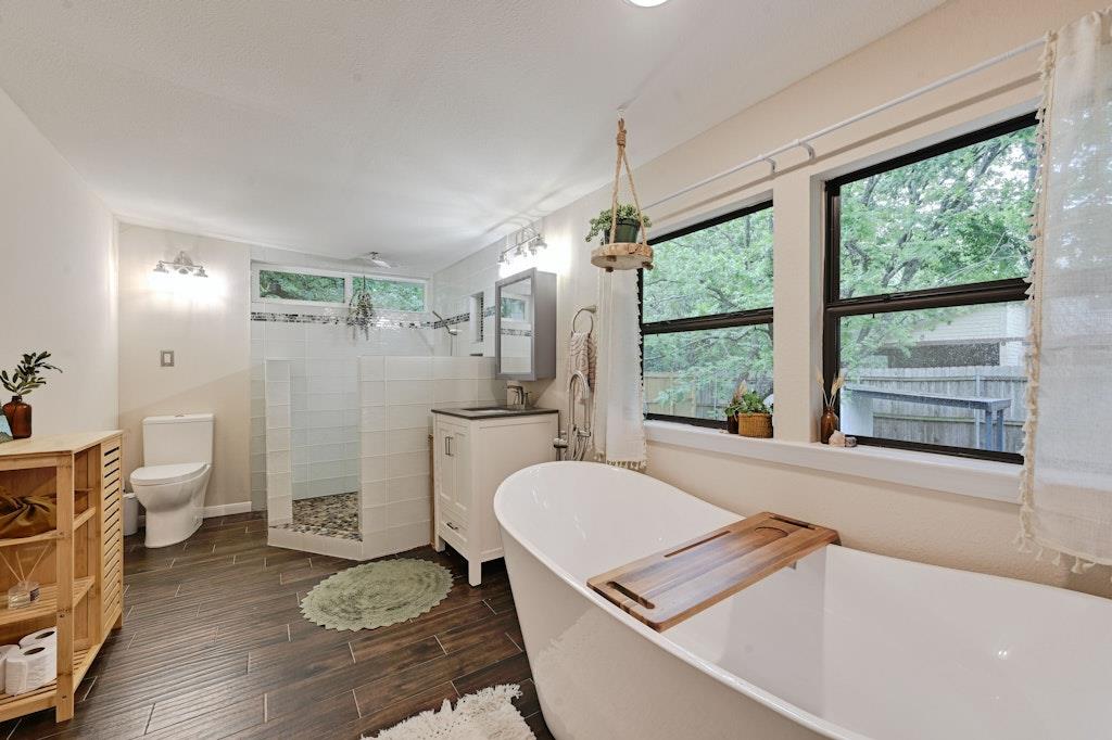 4025 Valley View Road Austin TX 78704
