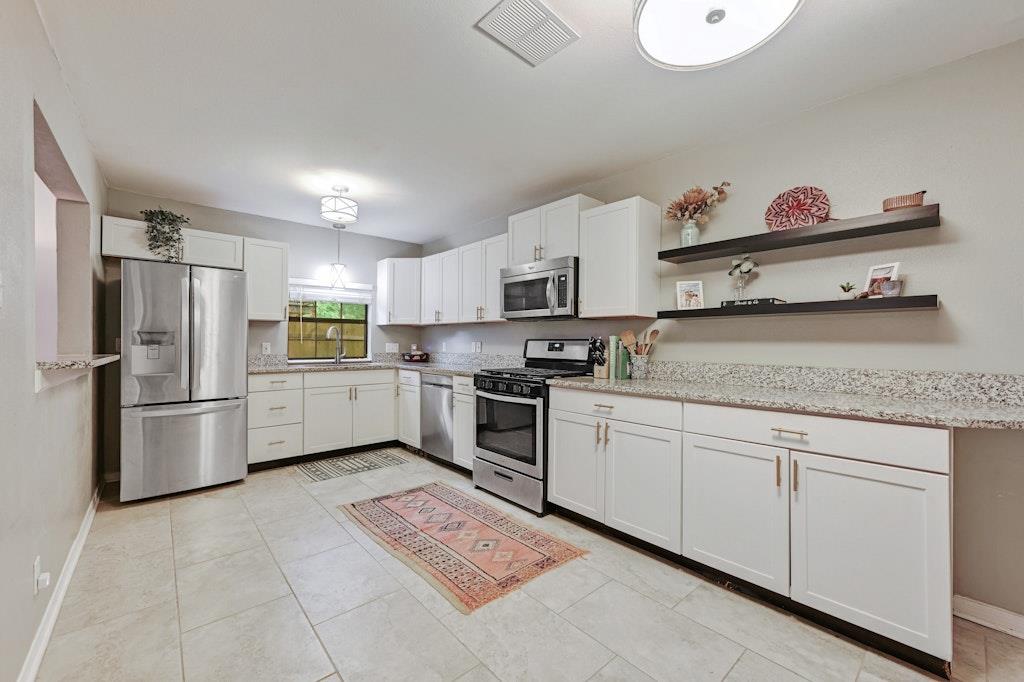 4025 Valley View Road Austin TX 78704