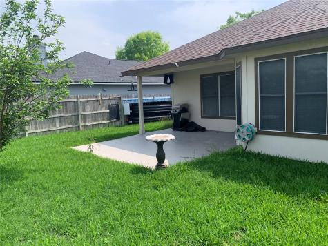 150 Elmer Cove Kyle TX 78640