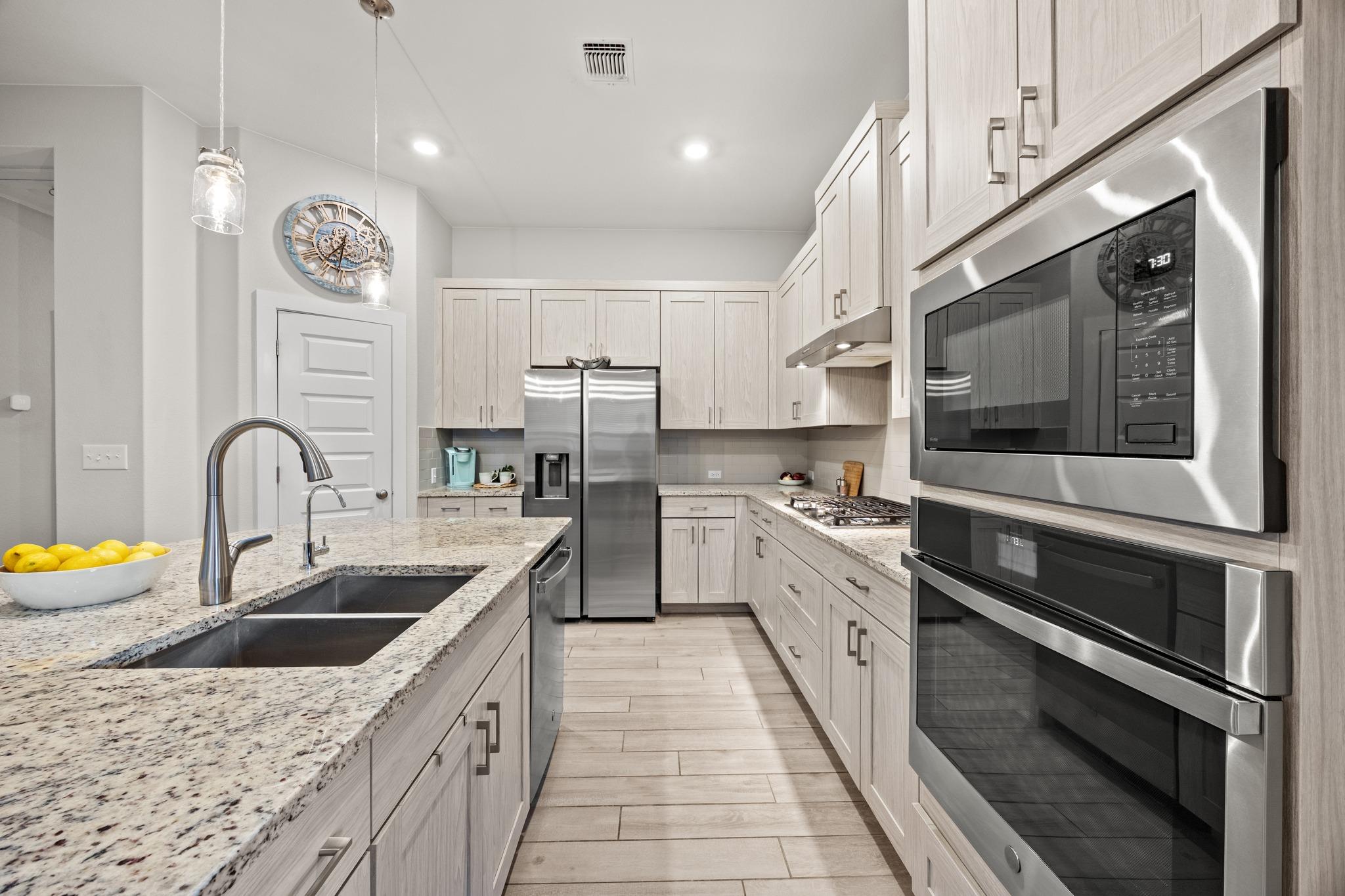 2005 Stirling Street Leander TX 78641