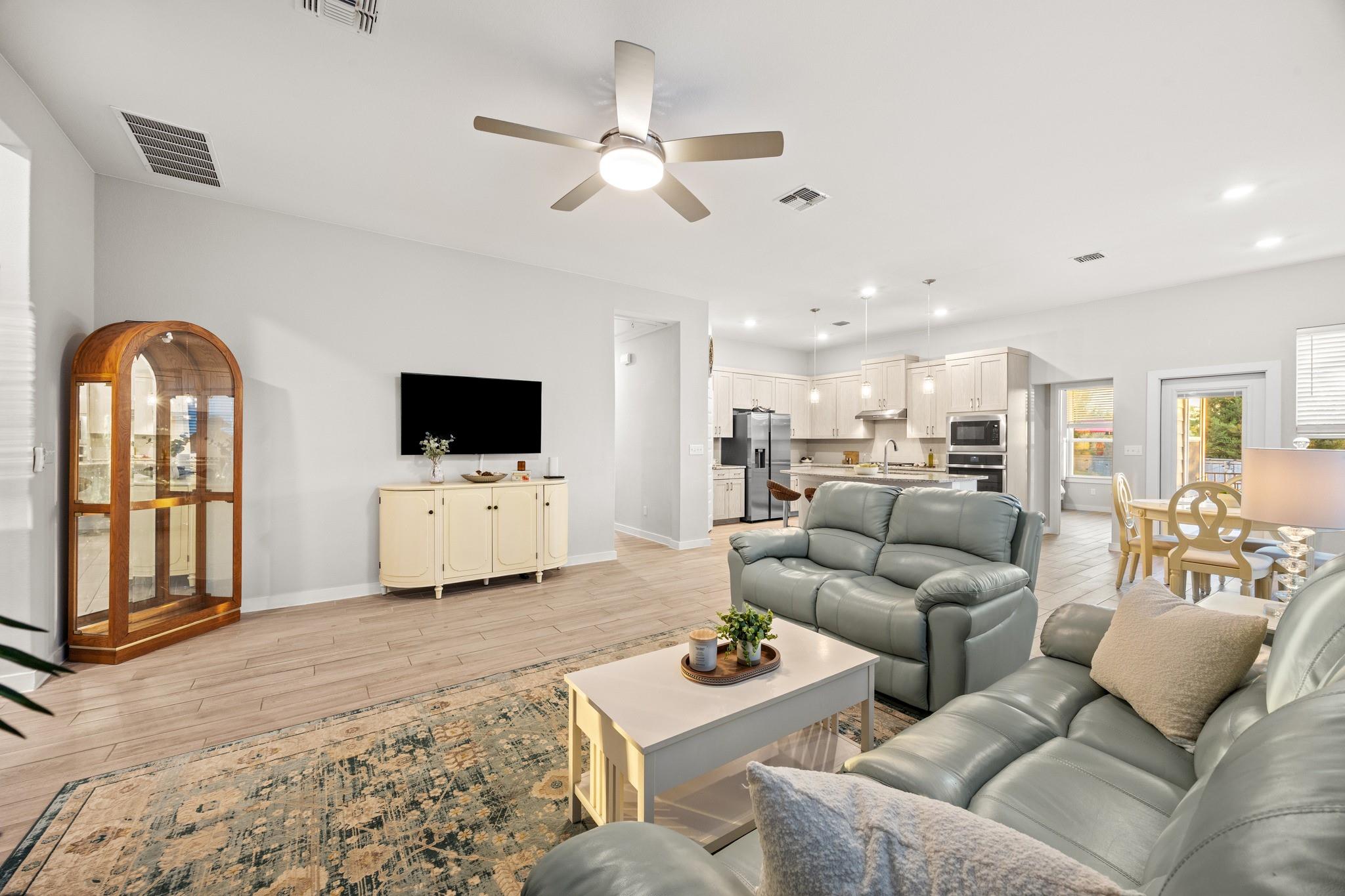 2005 Stirling Street Leander TX 78641