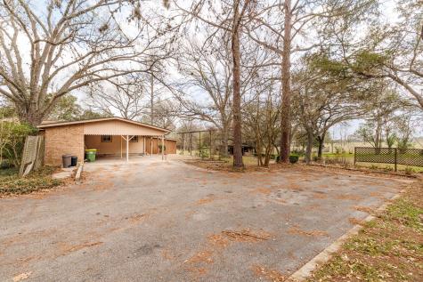 3603 Us Highway 90a E Gonzales TX 78629