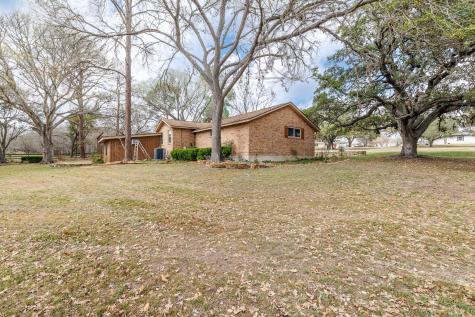3603 Us Highway 90a E Gonzales TX 78629