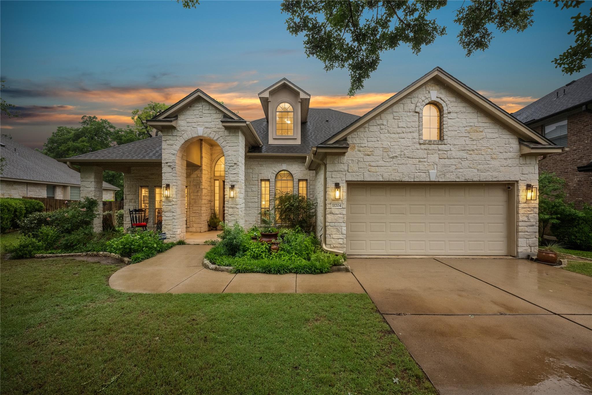11704 Via Grande Drive Austin TX 78739