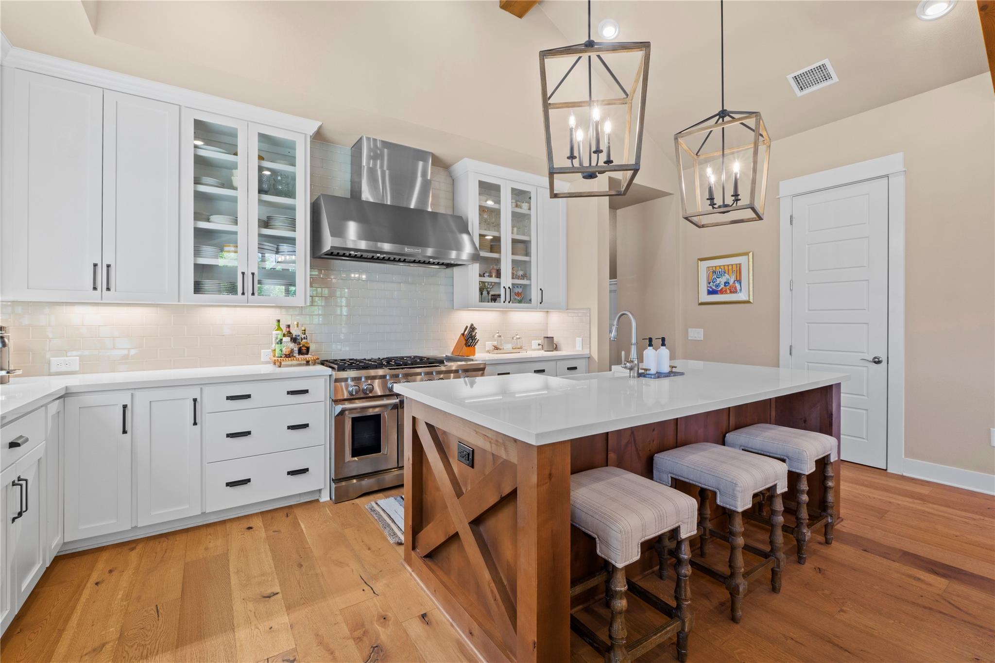 2004 Alegria Road Austin TX 78757