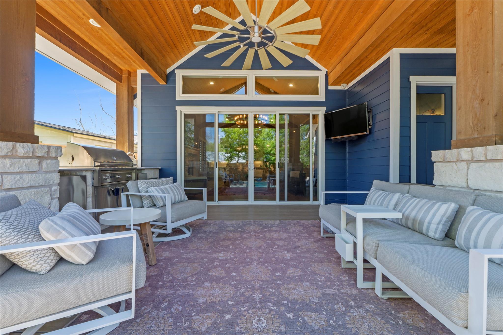 2004 Alegria Road Austin TX 78757
