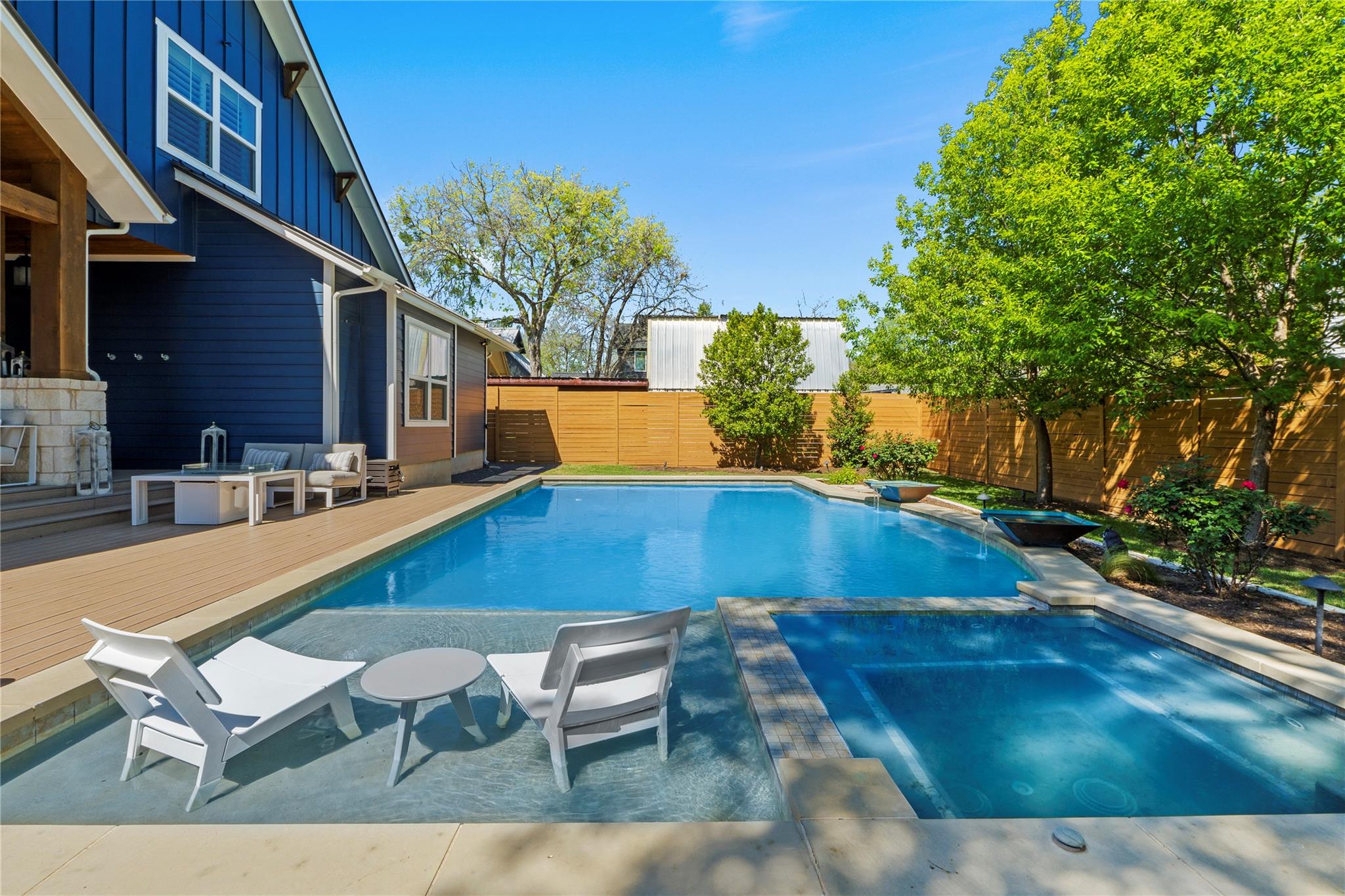 2004 Alegria Road Austin TX 78757