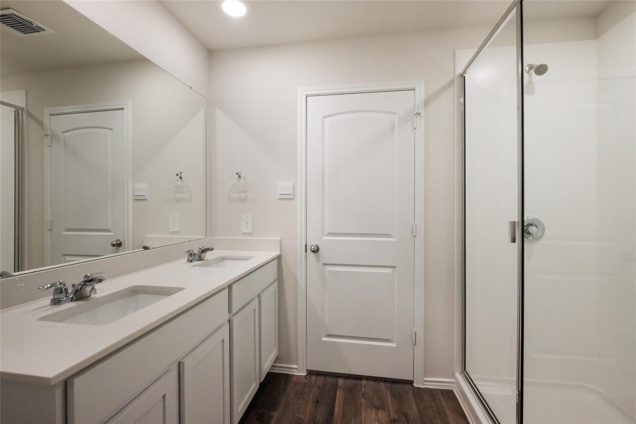 162 Sandringham Loop Kyle TX 78640