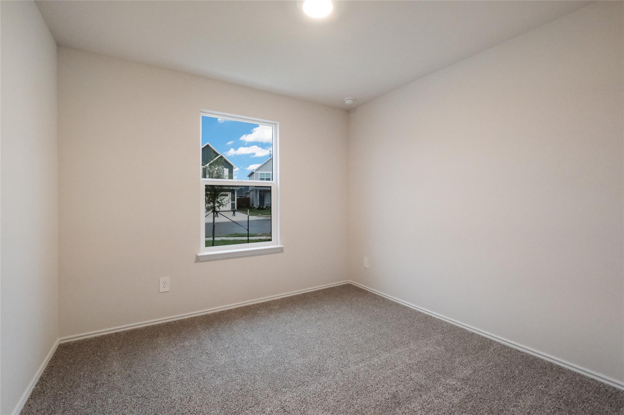 162 Sandringham Loop Kyle TX 78640