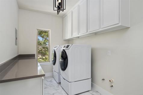 5725 Misty Hill Cove Austin TX 78759