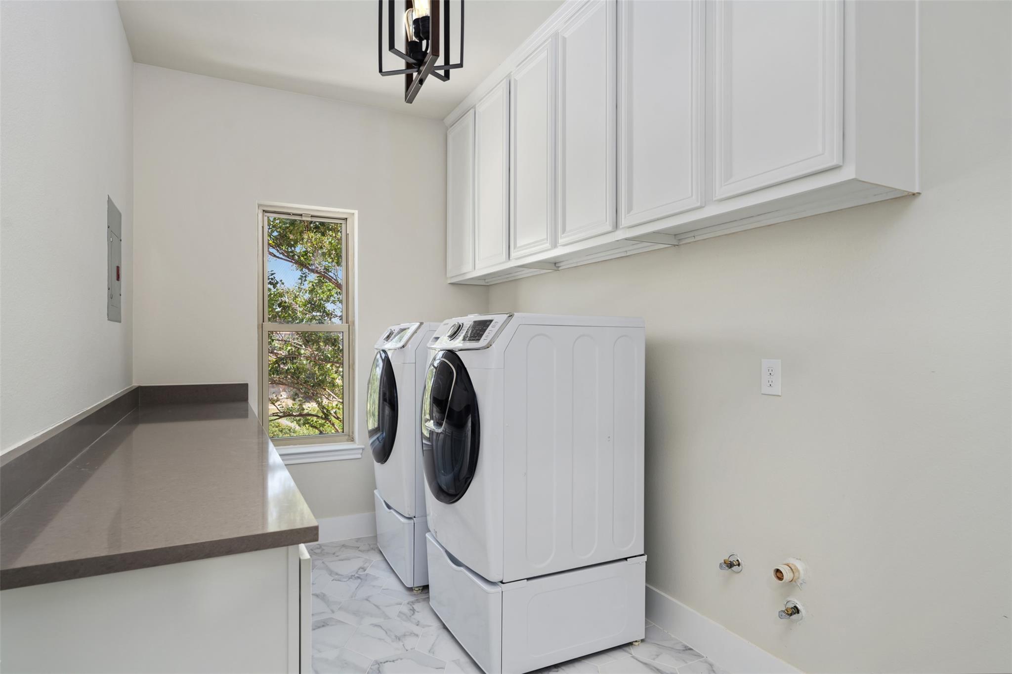 5725 Misty Hill Cove Austin TX 78759
