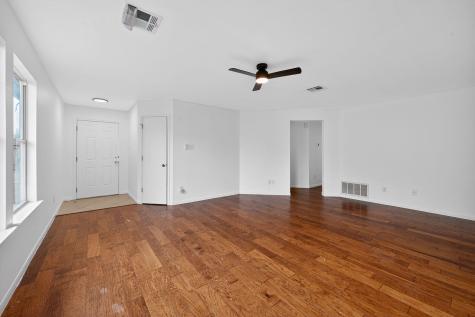 316 Flinn Street Hutto TX 78634