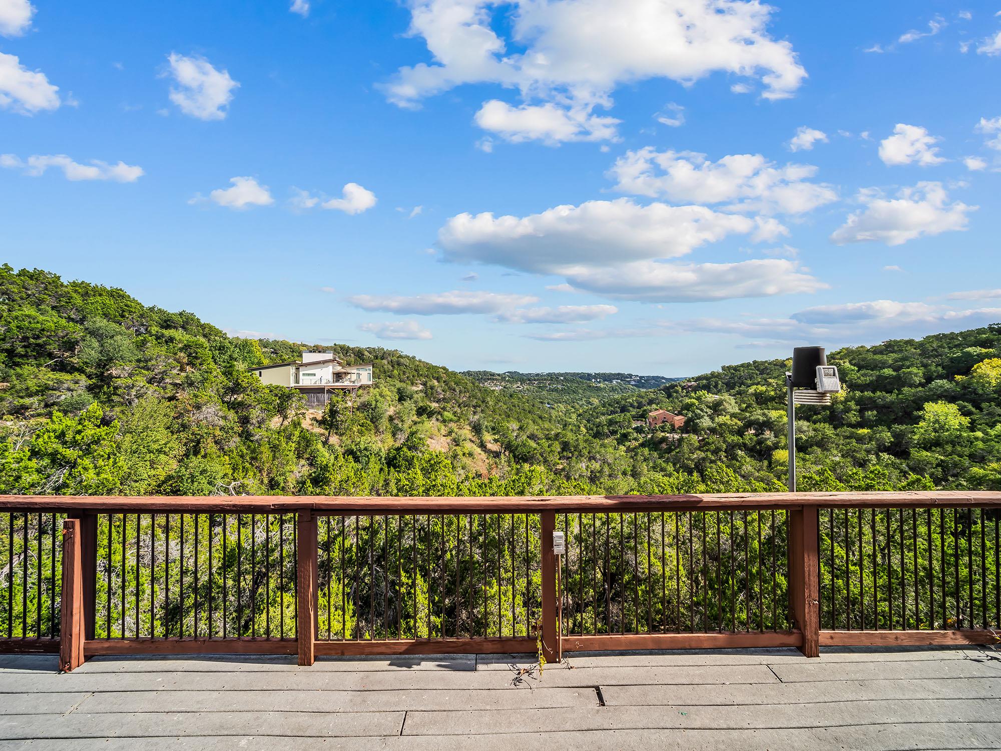 1302 Circle Ridge Drive West Lake Hills TX 78746
