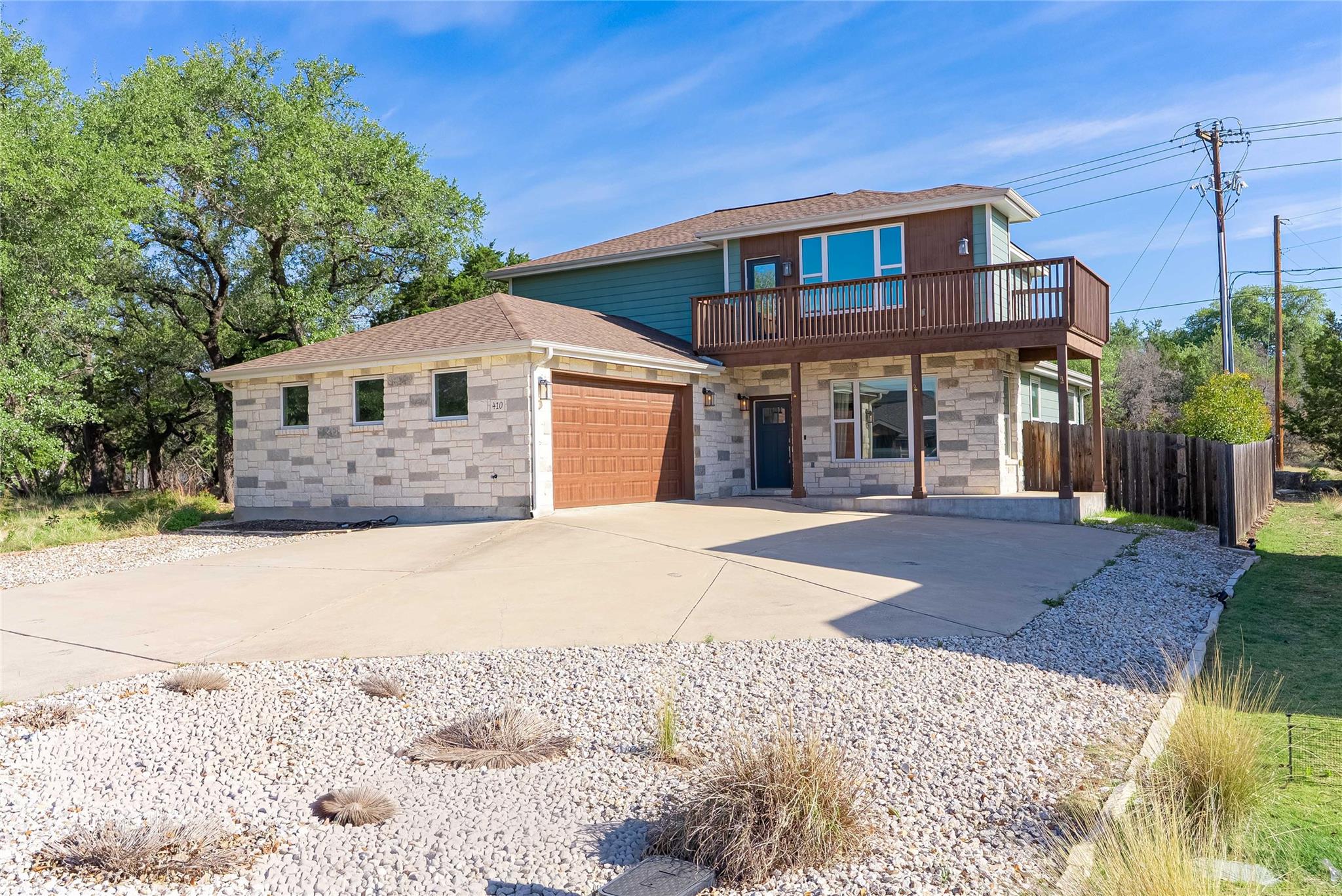 Point Venture TX, 410 Summit Ridge Drive N