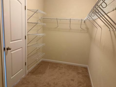 1076 Sanders Kyle TX 78640