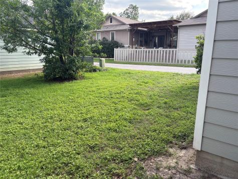 1076 Sanders Kyle TX 78640