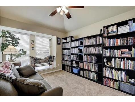 1008 Blackman Court Hutto TX 78634