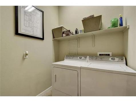 1008 Blackman Court Hutto TX 78634