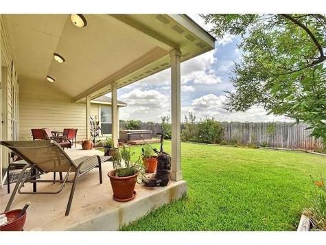 1008 Blackman Court Hutto TX 78634